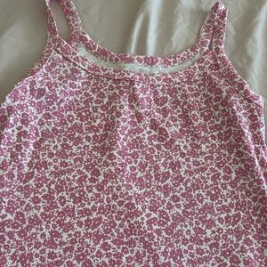 Old navy tank top L